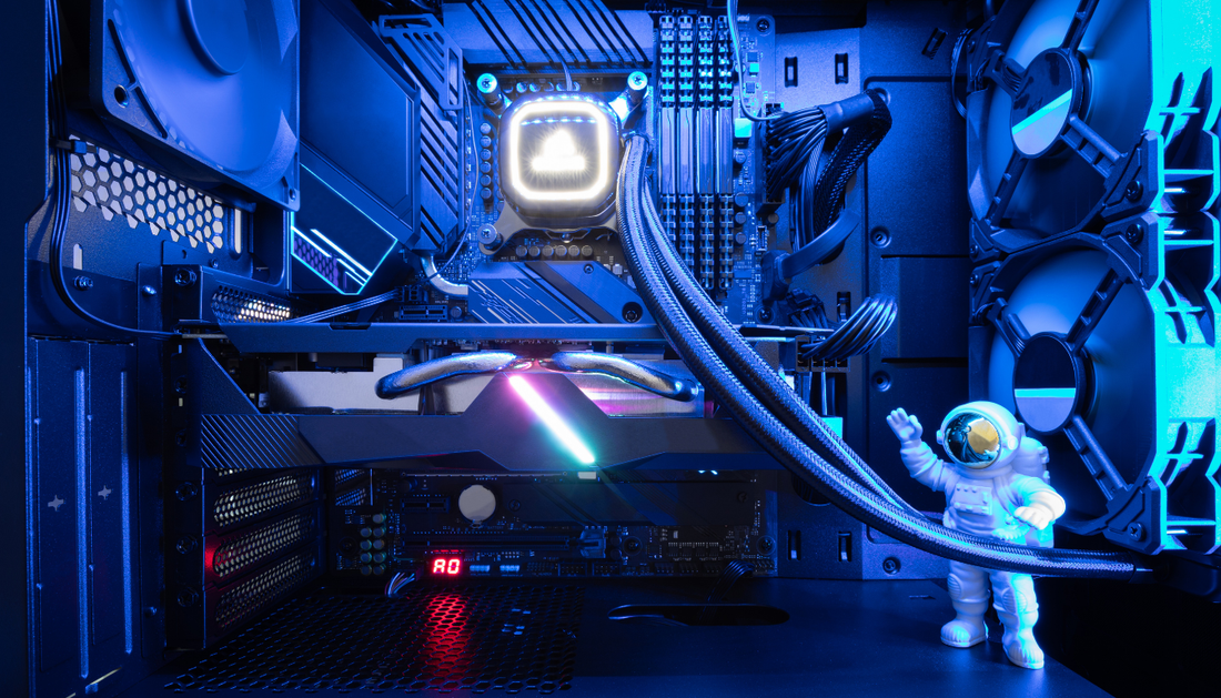 How to build a Cyberpunk Gaming Setup using Steampunk Lighting and Metal Art?