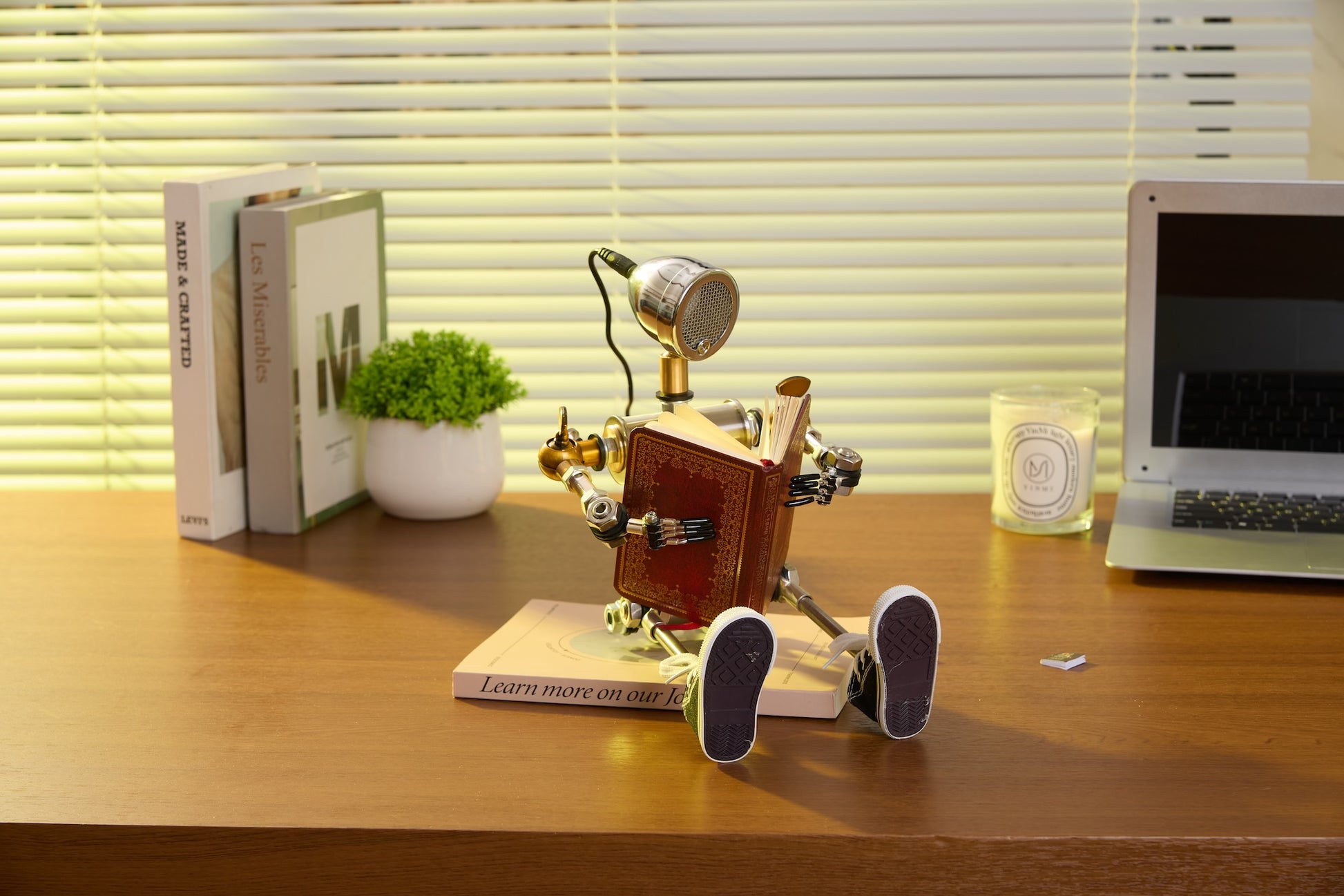 LiveCozee Robot Character Desk Lamp | Cyberpunk Table Light with Fun Industrial Design
