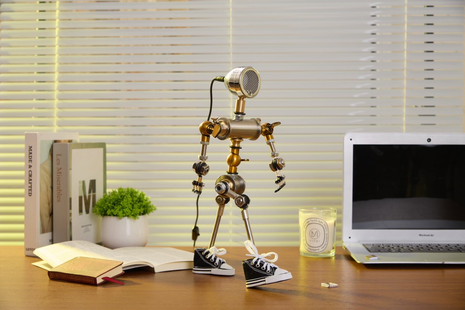 LiveCozee Robot Character Desk Lamp | Cyberpunk Table Light with Fun Industrial Design